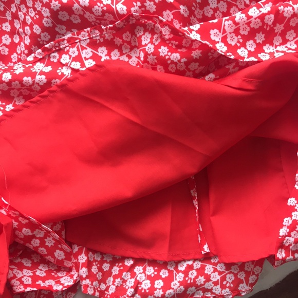 NWT. Cute flouncy red dress. - Picture 9 of 9
